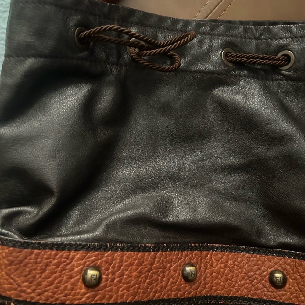 Fendi Vintage Palazzo Bucket Bag - Picture 10 of 12